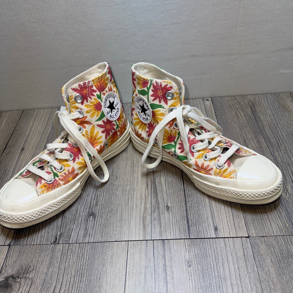 Converse Chuck Taylor All Star high-top sneakers with Floral print Women Size 5